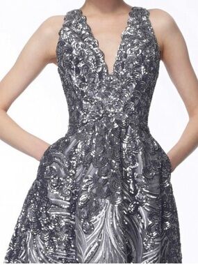 JVN By Jovani Silver sequin dress w/ pockets Medium